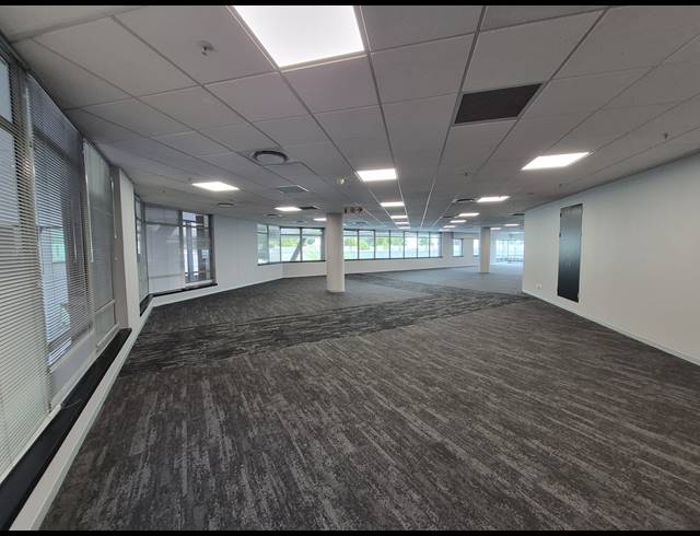 736M² OFFICE TO LET IN SANDTON CENTRAL